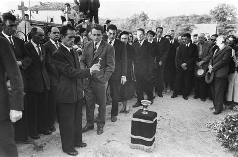 yves saint laurent at dior's funeral|when did christian dior died.